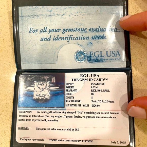 Certified Diamond Ring - .23 ct - size 6 - Picture 2 of 4